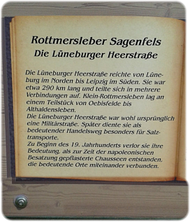 Auch im benachbartem Rottmersleben gibt es was zu entdecken. Diese Hinweistafeln weisen auf historische Ereignisse hin. Aufnahmen vom Mai 2017. 